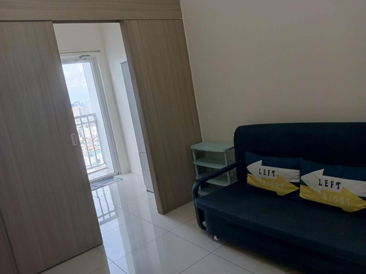 Breeze Residences - 1Br Unit With Balcony -Top Floor Manila Exterior foto